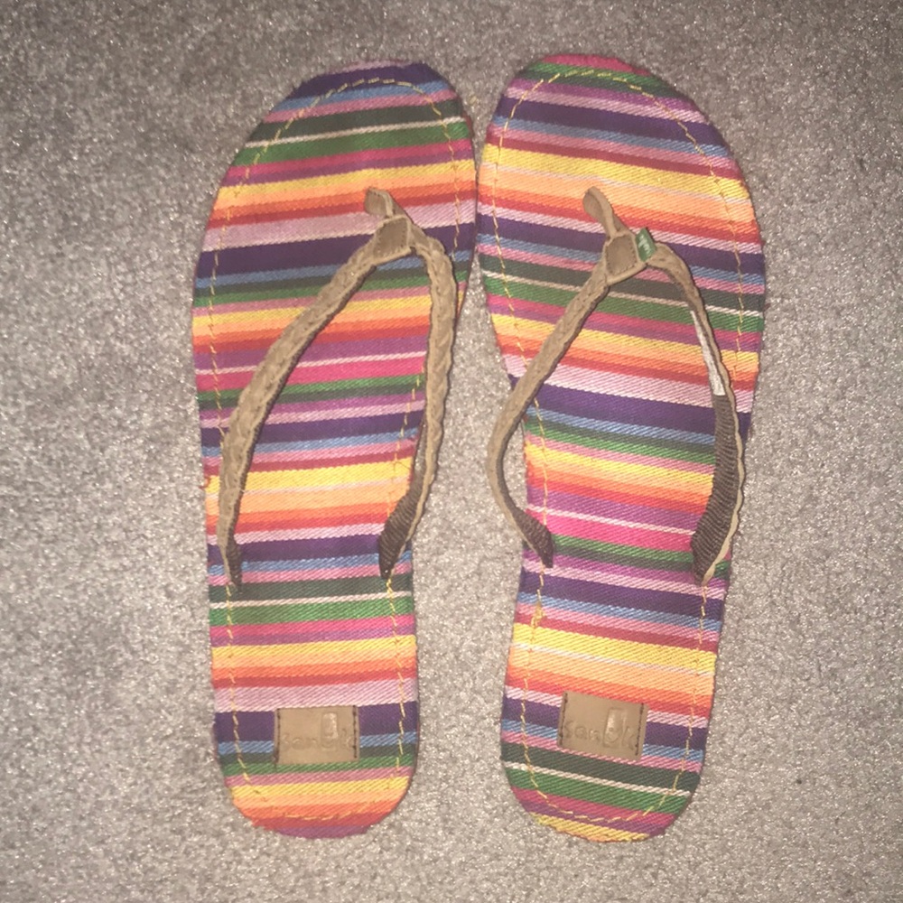 Sanuk Flip Flops